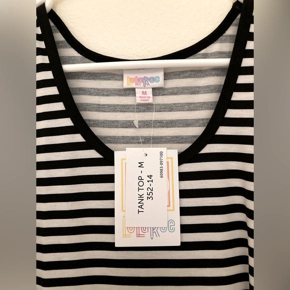 Lularoe Tank Top - Black & White Stripes - Sz M - Picture 3 of 5